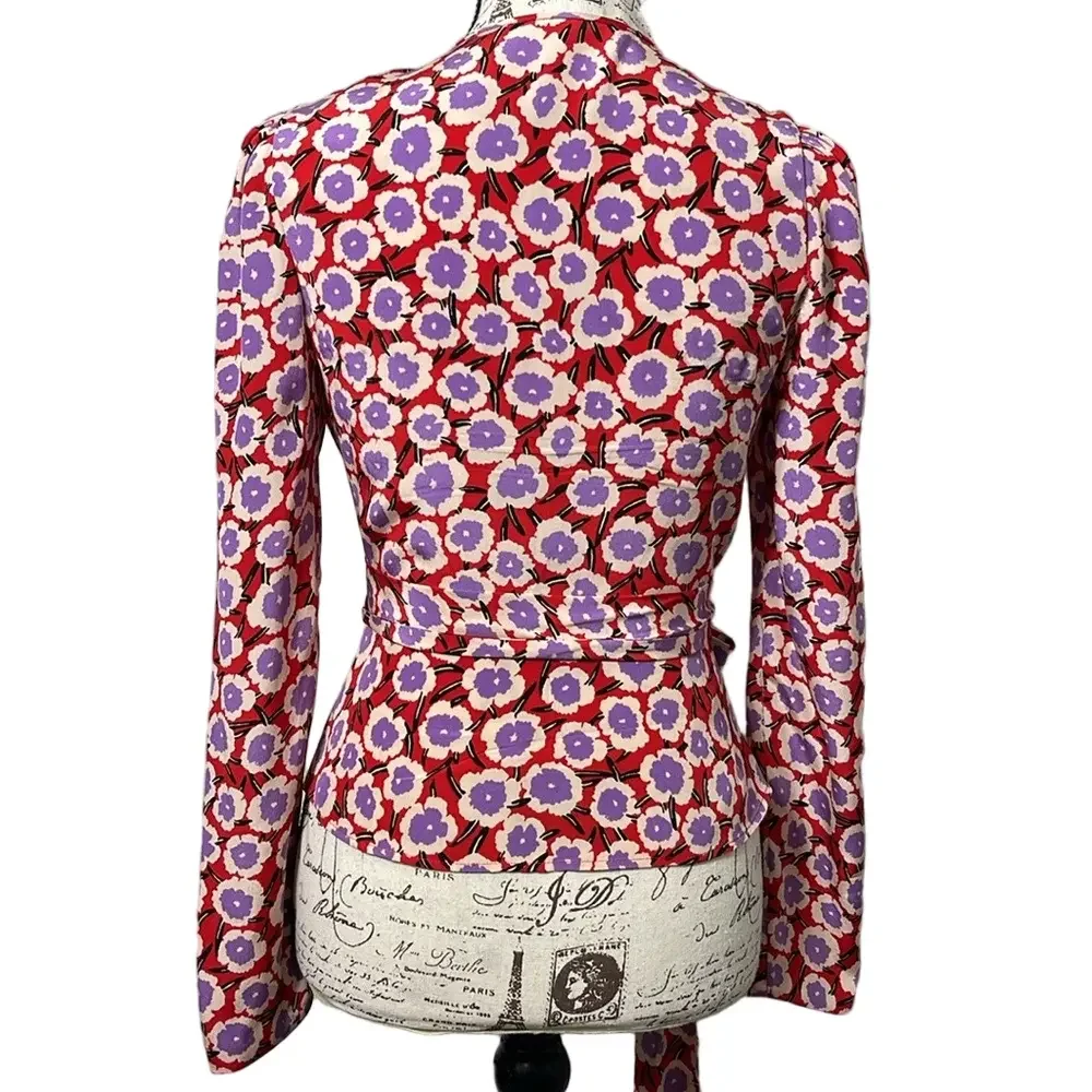 Diane Von Furstenberg Alexia Floral Print Silk Crepe De Chine Wrap Top Size 2 - Picture 3 of 15